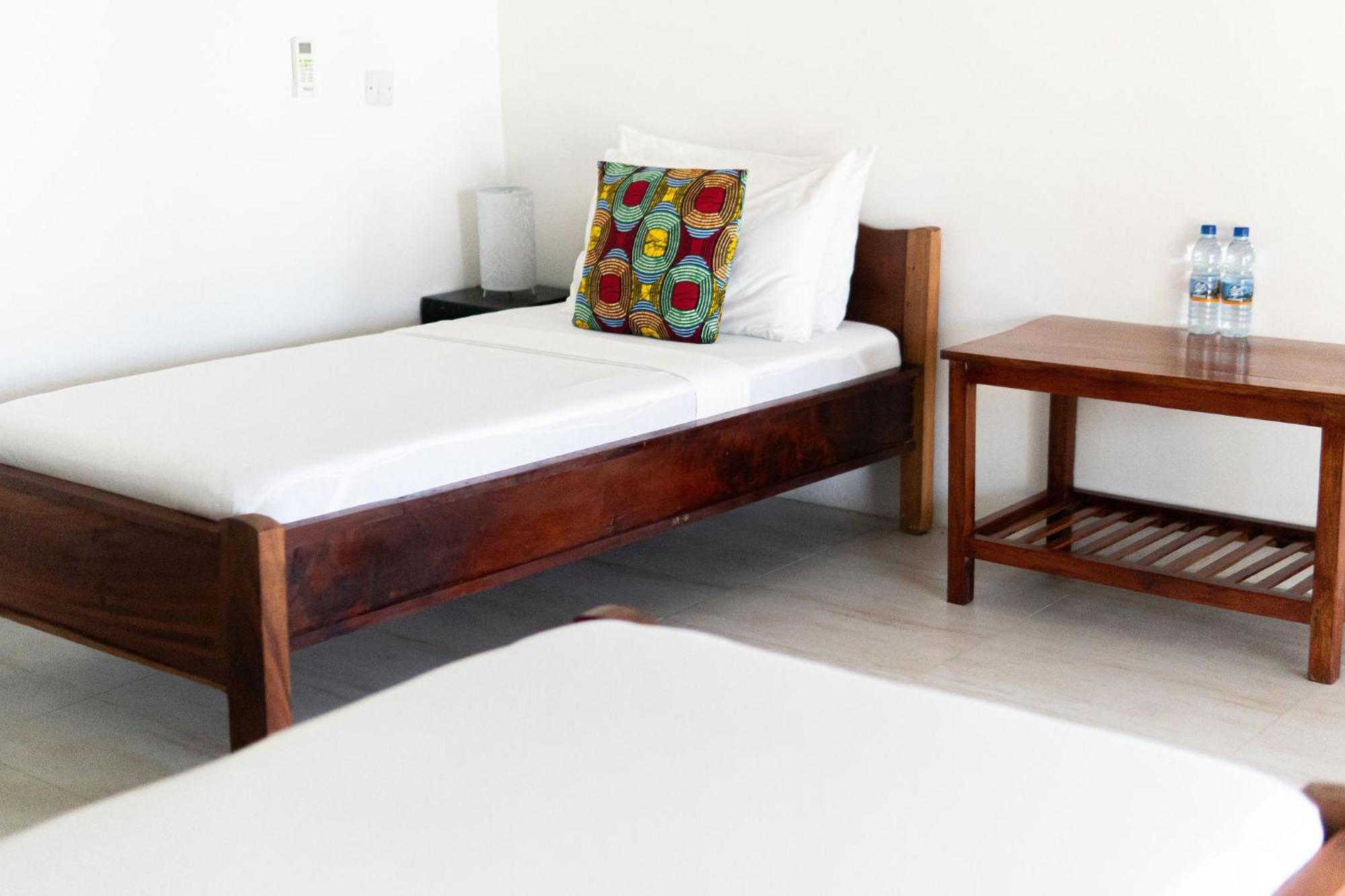 Jaribu Beach Hotel Paje Habitación foto